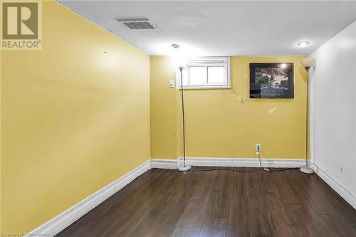 294 East 18Th Street, Hamilton, ON - Indoor Photo Showing Other Room