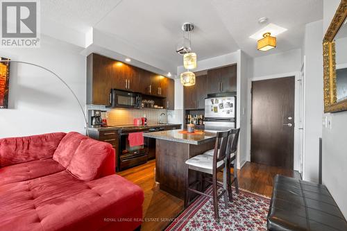 3410 - 120 Homewood Avenue, Toronto, ON - Indoor Photo Showing Kitchen