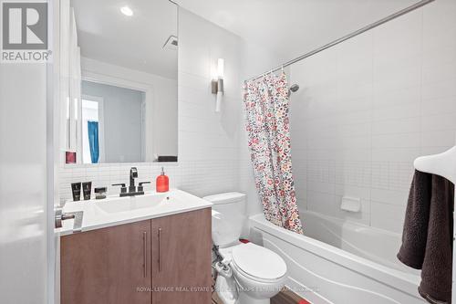 3410 - 120 Homewood Avenue, Toronto, ON - Indoor Photo Showing Bathroom