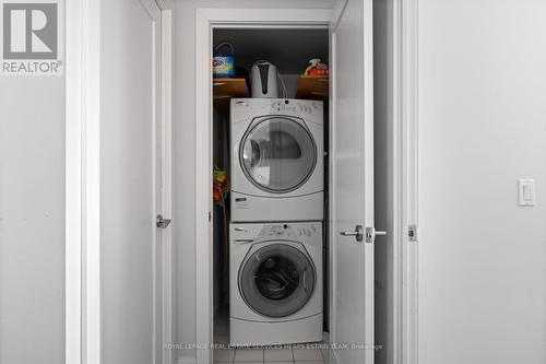 3410 - 120 Homewood Avenue, Toronto, ON - Indoor Photo Showing Laundry Room