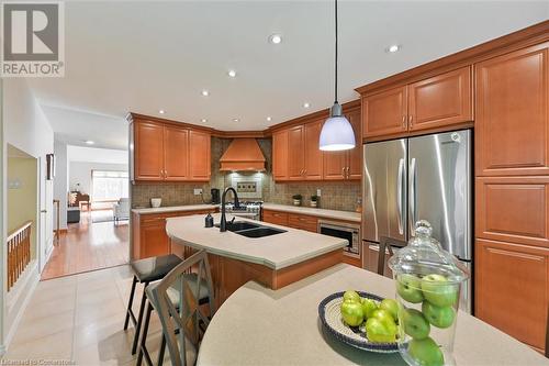 2368 Folkway Drive, Mississauga, ON - Indoor Photo Showing Kitchen With Double Sink