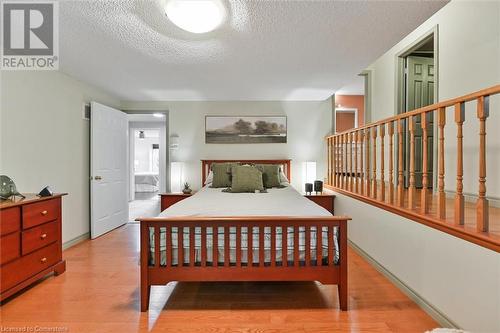 2368 Folkway Drive, Mississauga, ON - Indoor Photo Showing Bedroom