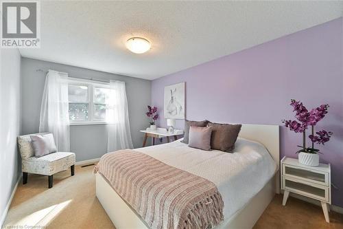 2368 Folkway Drive, Mississauga, ON - Indoor Photo Showing Bedroom