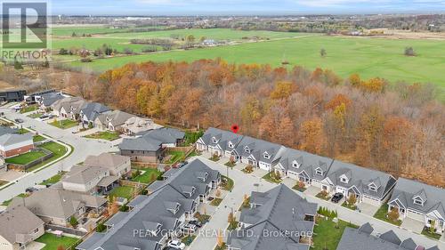 2 - 9245 Shoveller Drive, Niagara Falls (219 - Forestview), ON - Outdoor With View