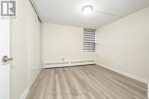 1404 - 25 Sunrise Avenue, Toronto, ON - Indoor Photo Showing Other Room