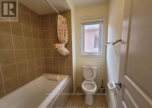 27 Philips View Crescent E, Richmond Hill, ON - Indoor Photo Showing Bathroom