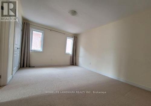 27 Philips View Crescent E, Richmond Hill, ON - Indoor Photo Showing Other Room