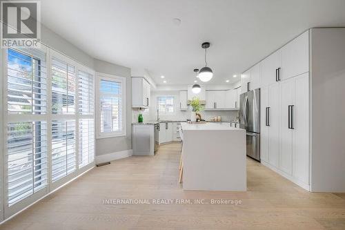 52 Donaghedy Drive, Halton Hills, ON - Indoor Photo Showing Kitchen