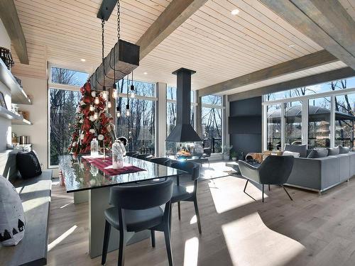 Dining room - 10 Ch. Kalmia, Saint-Donat, QC - Outdoor With Exterior