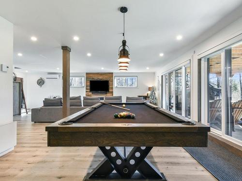 Family room - 10 Ch. Kalmia, Saint-Donat, QC - Indoor Photo Showing Other Room