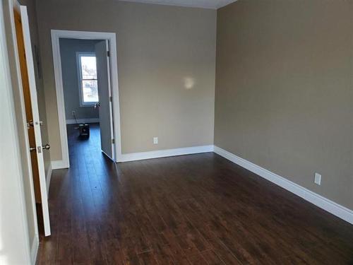 233 Cameron St, Thunder Bay, ON - Indoor Photo Showing Other Room