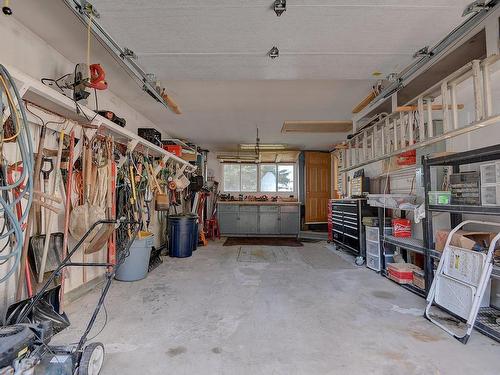 Garage - 1221 Ch. Rondeau, Saint-Michel-Des-Saints, QC - Indoor Photo Showing Garage