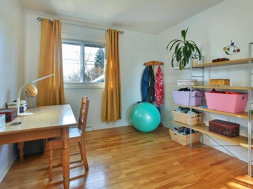 Chambre Ã Â coucher - 380 Rue Maisonneuve, Saint-Jean-Sur-Richelieu, QC - Indoor