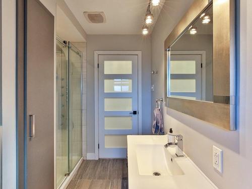 Salle de bains - 380 Rue Maisonneuve, Saint-Jean-Sur-Richelieu, QC - Indoor Photo Showing Bathroom