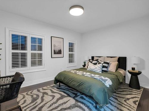 6412 Newcombe Dr, Mississauga, ON - Indoor Photo Showing Bedroom