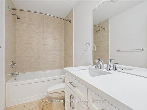 142 Edenrock Dr, Hamilton, ON - Indoor Photo Showing Bathroom