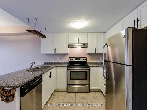 403-45 Kingsbury Sq, Guelph, ON - Indoor Photo Showing Kitchen With Stainless Steel Kitchen With Double Sink