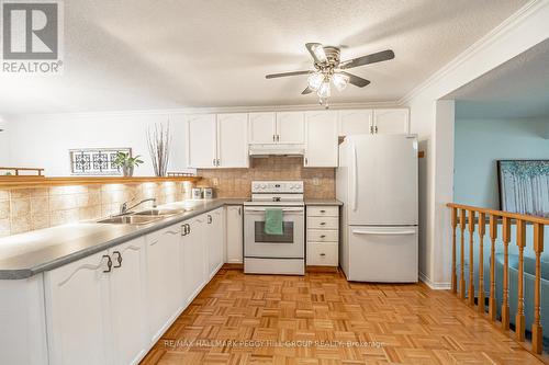 27 Waddington Crescent, Barrie, ON - Indoor Photo Showing Kitchen With Double Sink