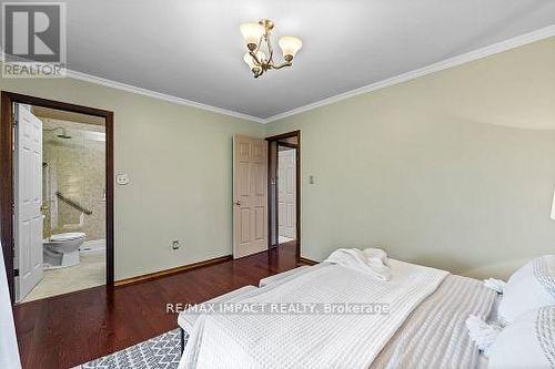 14 Dawson Road, Otonabee-South Monaghan, ON - Indoor Photo Showing Bedroom