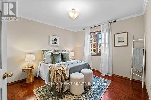 14 Dawson Road, Otonabee-South Monaghan, ON - Indoor Photo Showing Bedroom