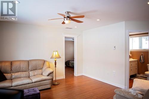 1 Loop Road, Fortune Harbour, NL - Indoor Photo Showing Living Room