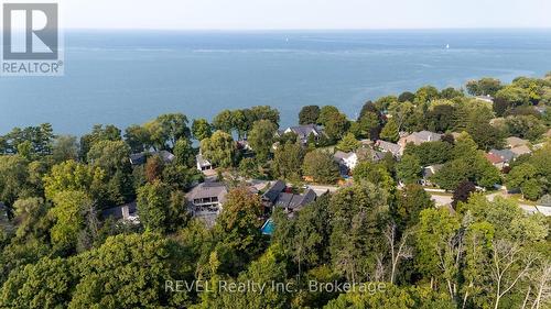 566 Lansdowne Avenue, Niagara-On-The-Lake (Town), ON - Outdoor With Body Of Water With View