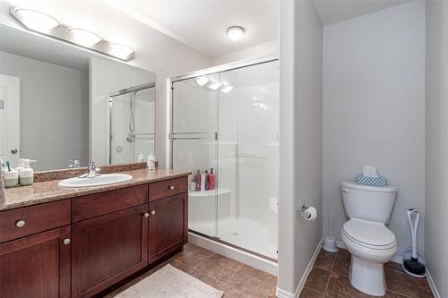 316-2100 Boucherie Road, West Kelowna, BC - Indoor Photo Showing Bathroom