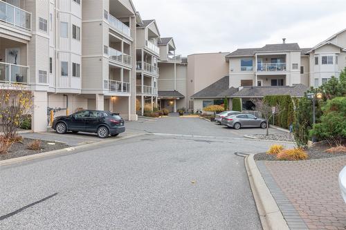 316-2100 Boucherie Road, West Kelowna, BC - Outdoor With Balcony With Facade