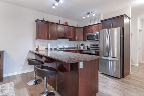 316-2100 Boucherie Road, West Kelowna, BC - Indoor Photo Showing Kitchen With Stainless Steel Kitchen With Double Sink