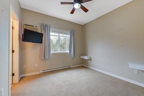 101-150 Mallach Road, Kelowna, BC - Indoor Photo Showing Other Room