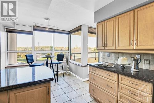 1500 Riverside Drive Unit#407, Ottawa, ON - Indoor Photo Showing Kitchen