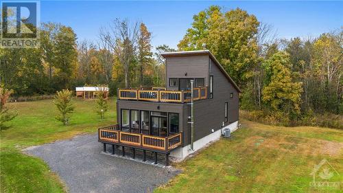 4210 Scotch Line Road, Perth, ON - Outdoor