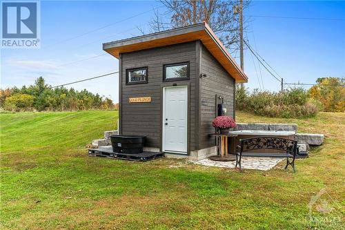 4210 Scotch Line Road, Perth, ON - Outdoor