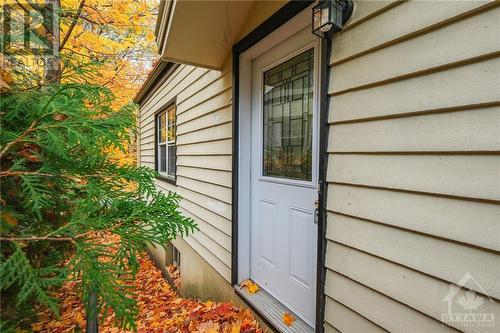 38 Acacia Avenue, Ottawa, ON - Outdoor