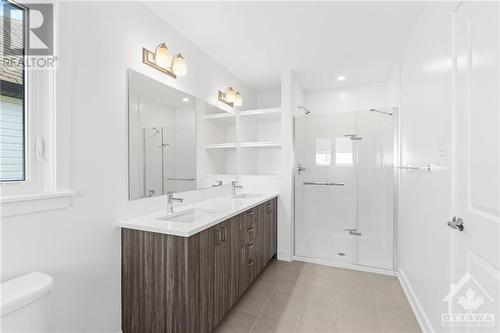 845 Mochi Circle, Ottawa, ON - Indoor Photo Showing Bathroom