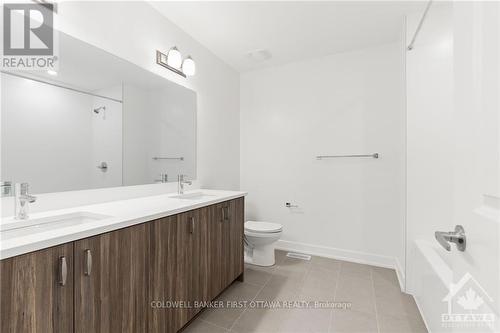 845 Mochi Circle, Ottawa, ON - Indoor Photo Showing Bathroom