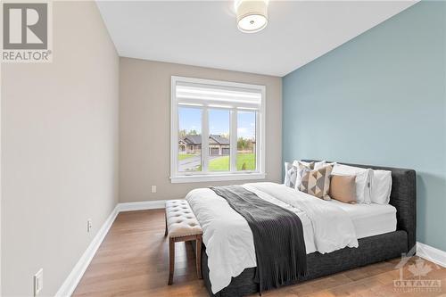 500 Shoreway Drive, Greely, ON - Indoor Photo Showing Bedroom