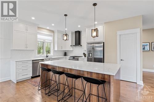 500 Shoreway Drive, Greely, ON - Indoor Photo Showing Kitchen With Upgraded Kitchen