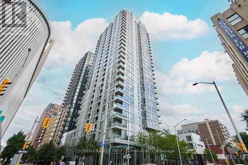 2504 - 179 Metcalfe Street, Ottawa, ON - Outdoor With Balcony With Facade