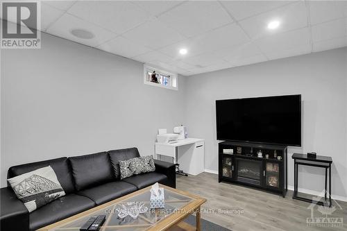 3155 Quail Drive, Ottawa, ON - Indoor