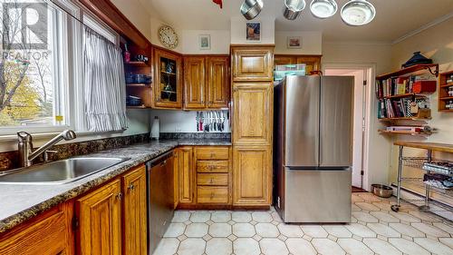 7 Guy Street, St.John'S, NL - Indoor Photo Showing Kitchen