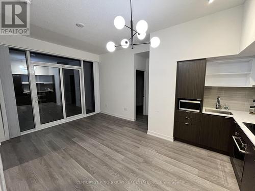 4111 - 55 Cooper Street, Toronto, ON - Indoor Photo Showing Kitchen