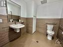 302 - 360 Mcleod Street, Ottawa, ON  - Indoor Photo Showing Bathroom 