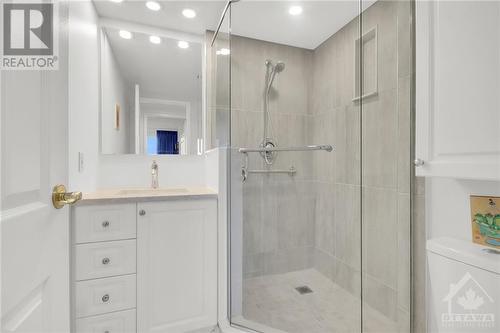 100 Grant Carman Drive Unit#706, Ottawa, ON - Indoor Photo Showing Bathroom