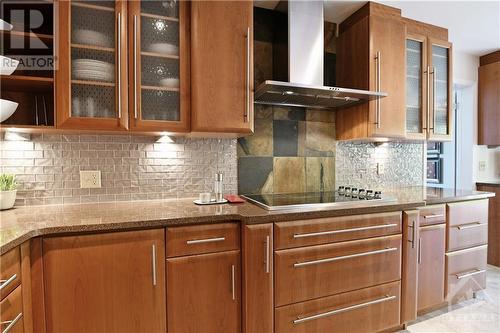 9 Rosethorn Way, Kanata, ON - Indoor Photo Showing Kitchen