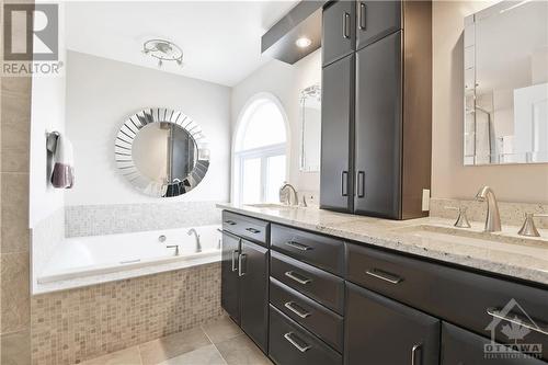 9 Rosethorn Way, Kanata, ON - Indoor Photo Showing Bathroom