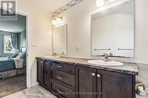 51 Mcguire Crescent, Tillsonburg, ON - Indoor Photo Showing Bathroom