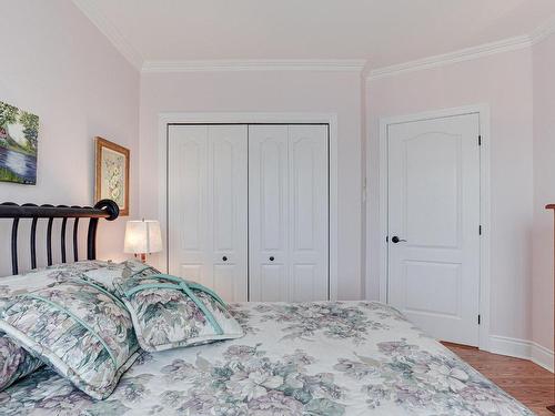 Bedroom - 25 Rue Des Manoirs, Charlemagne, QC - Indoor Photo Showing Bedroom