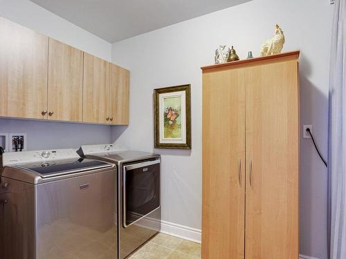 Laundry room - 25 Rue Des Manoirs, Charlemagne, QC - Indoor Photo Showing Laundry Room