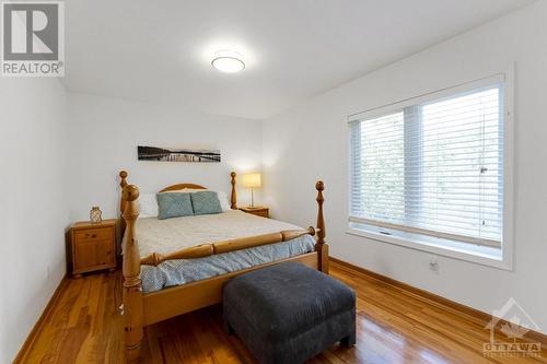 Main floor bedroom - 4055 Hanley Lane, Perth, ON - Indoor Photo Showing Bedroom